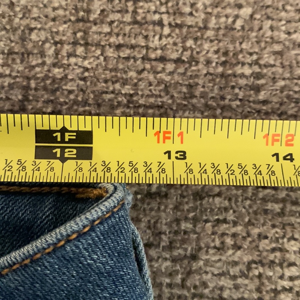 American Eagle Jeans - Picture 5 of 7